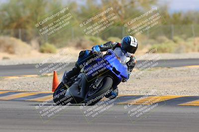 media/Nov-05-2022-SoCal Trackdays (Sat) [[f8d9b725ab]]/Turn 2 (1120am)/